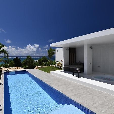 Feliz Villa Suite Miyakojima Ueno Exteriér fotografie